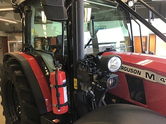 Massey Ferguson 4708 4 of 9
