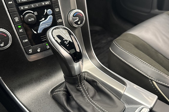 Volvo V60 27 of 30