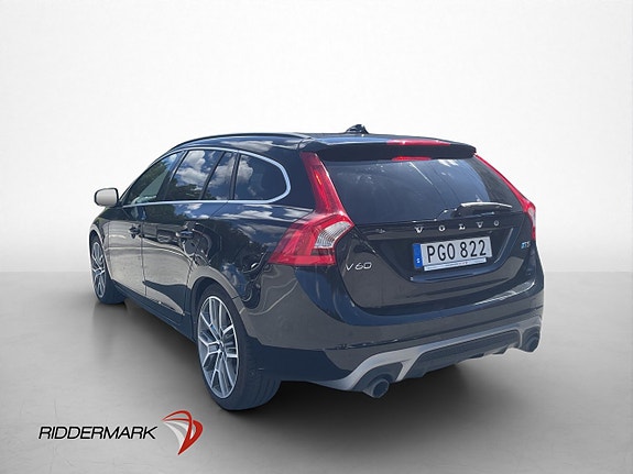 Volvo V60 4 of 30