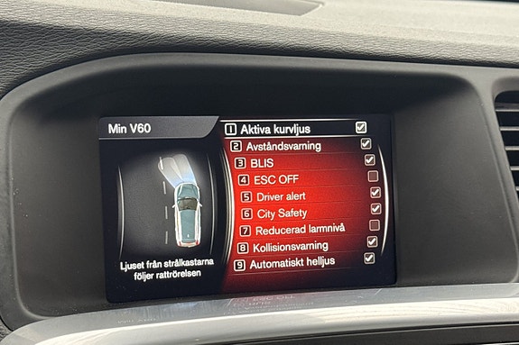 Volvo V60 17 of 30