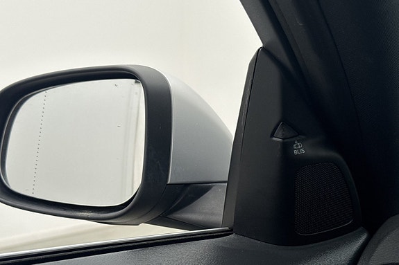 Volvo V60 23 of 30