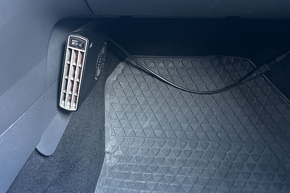 Volkswagen Caddy 16 of 22