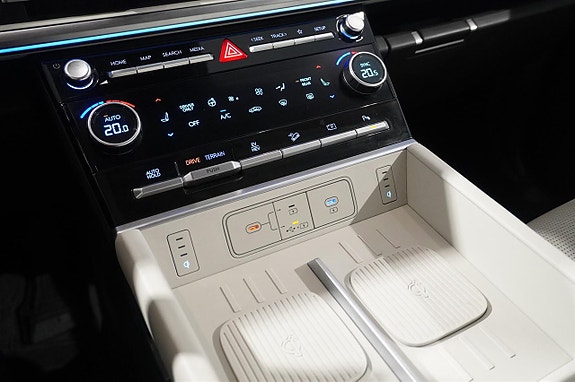 Hyundai Santa Fe 17 of 19