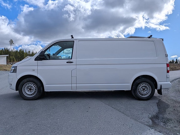 Volkswagen Transporter 2 of 5