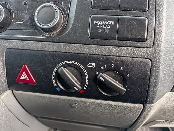 Volkswagen Transporter 19 of 19