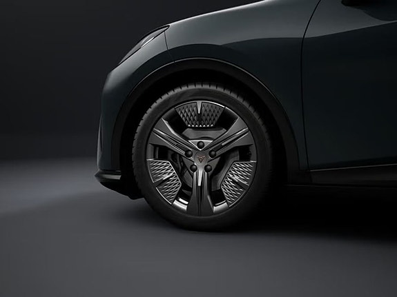 Cupra Raval 7 of 12