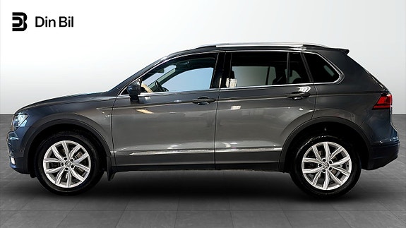 Volkswagen Tiguan 2 of 5