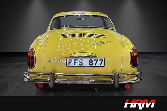 Volkswagen Karmann Ghia 4 of 5