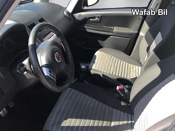 Fiat Sedici 8 of 14