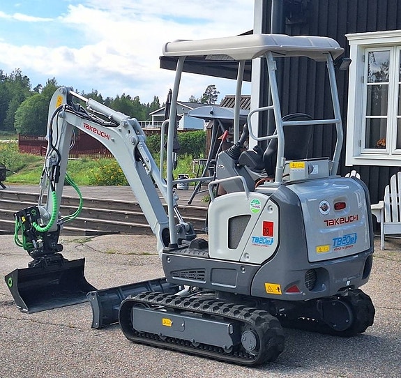 Takeuchi TB 20 E Steelwrist rotortilt 3 of 5