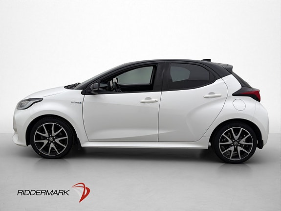 Toyota Yaris 5 of 30