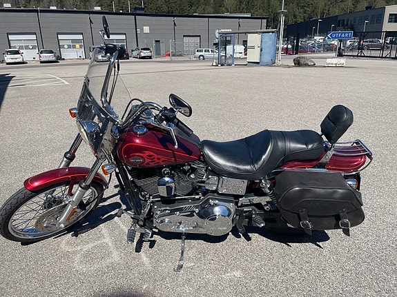 Harley-Davidson Fxdwg Dyna Wild Glide 2 of 5