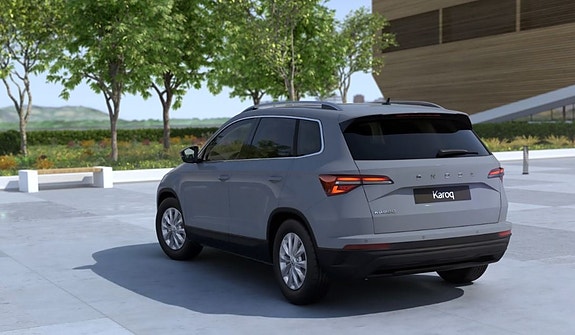 Skoda Karoq 2 of 3