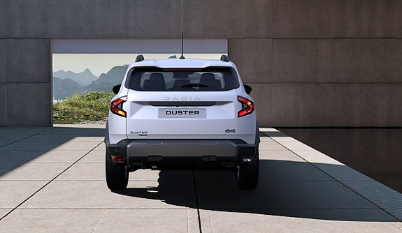Dacia Duster 2 of 4