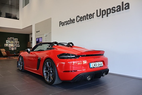 Porsche 718 Spyder RS 3 of 5