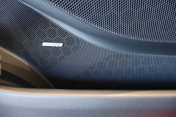 Porsche 718 Spyder RS 9 of 9