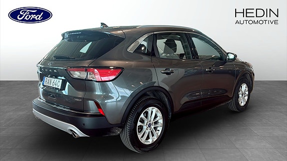 Ford Kuga 2 of 5