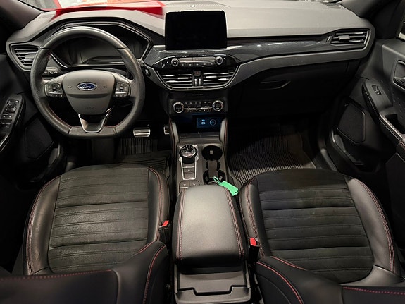 Ford Kuga 8 of 27