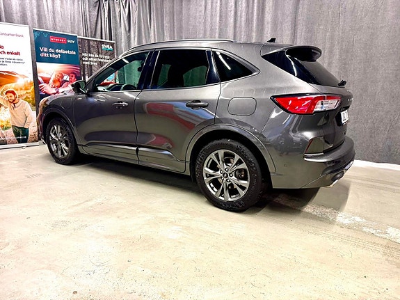 Ford Kuga 3 of 5