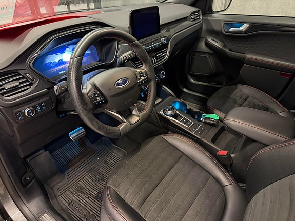 Ford Kuga 6 of 27