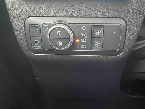 Ford Kuga 21 of 27