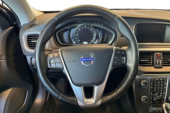Volvo V40 13 of 27