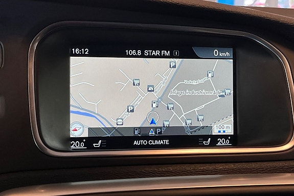 Volvo V40 18 of 27