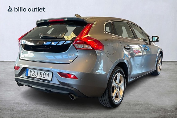 Volvo V40 6 of 27