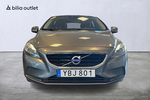 Volvo V40 9 of 27