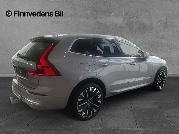 Volvo XC60 3 of 7