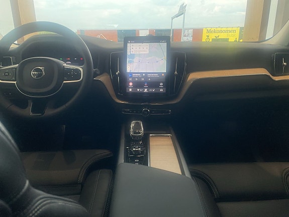 Volvo XC60 7 of 7