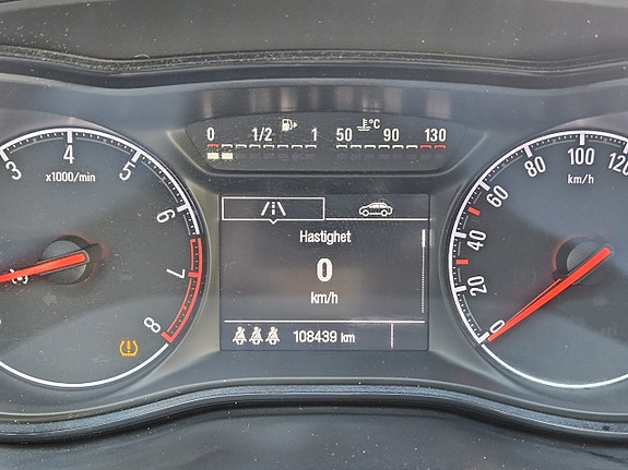 Opel Corsa 27 of 28