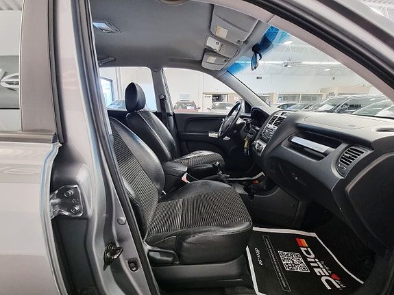 Kia Sportage 16 of 23