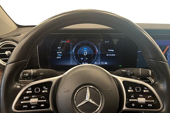 Mercedes-Benz E300 de 5 of 5