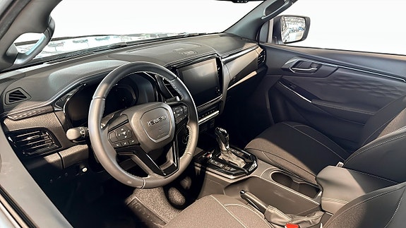 Isuzu D-max 3 of 5