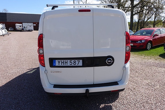 Opel Combo 8 of 16