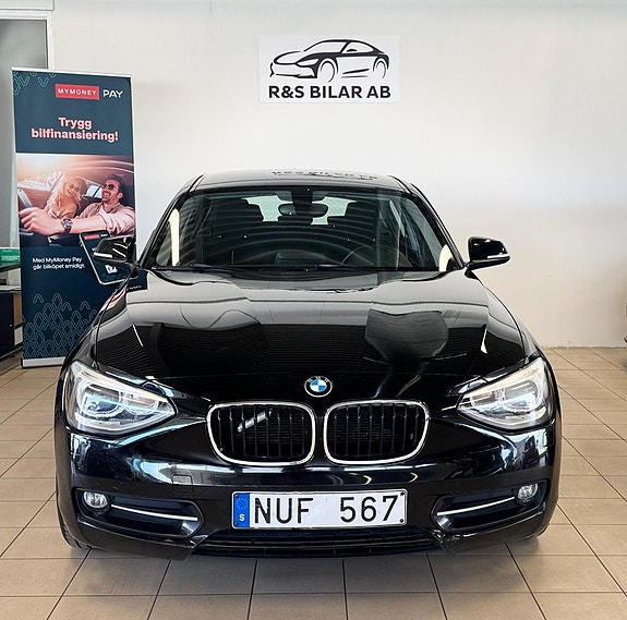BMW 116d 2 of 16