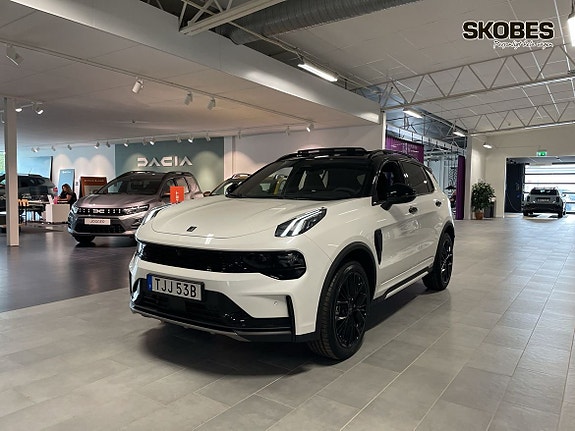 Lynk & Co 01 3 of 18