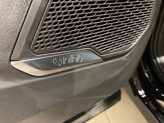 Lynk & Co 01 16 of 20