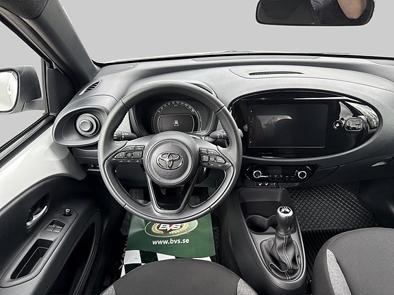 Toyota Aygo X 9 of 10