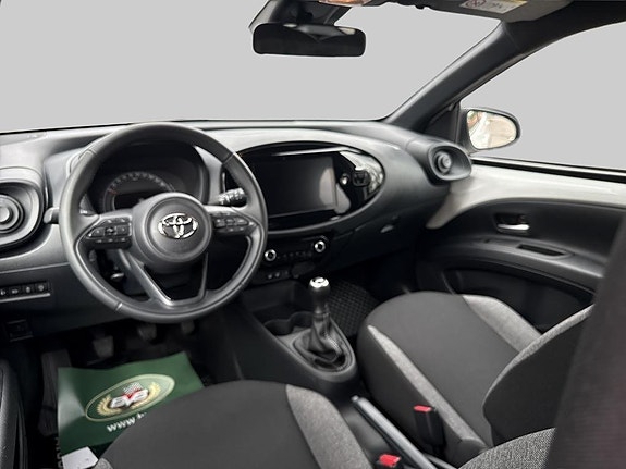 Toyota Aygo X 8 of 10