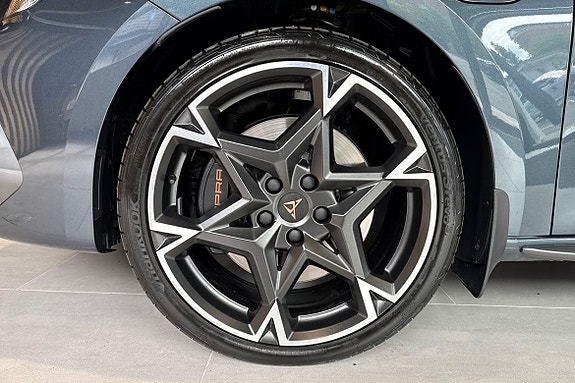 Cupra Leon 9 of 18