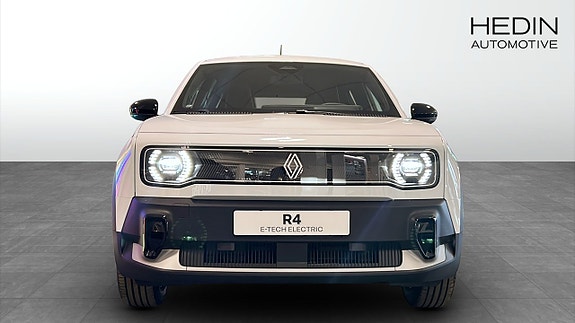 Renault 4 5 of 9