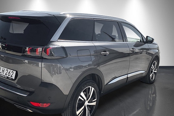 Peugeot 5008 4 of 5