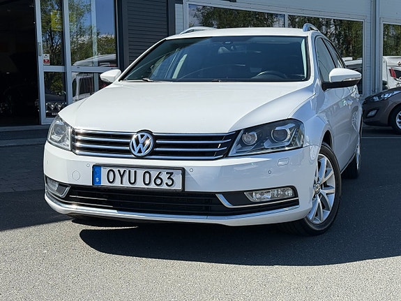 Volkswagen Passat 2 of 5