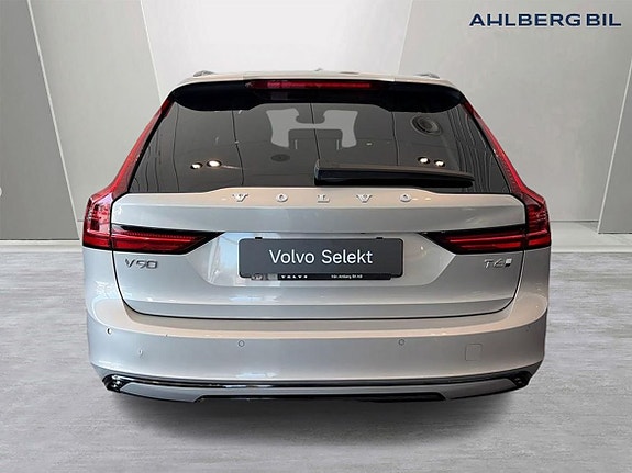 Volvo V90 4 of 5