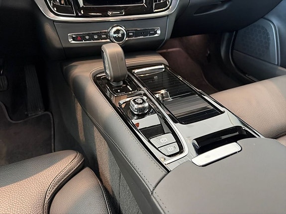 Volvo V90 14 of 21