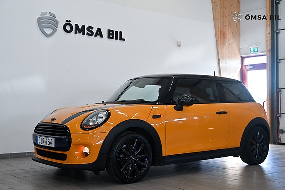 MINI Cooper 3 of 5