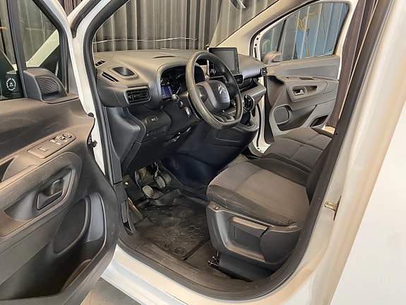 Citroen Berlingo 19 of 30
