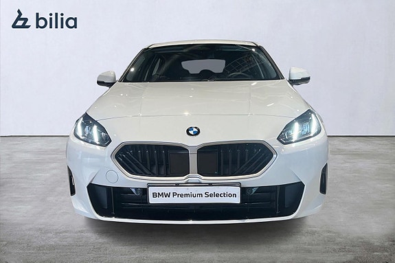 BMW 120 6 of 21